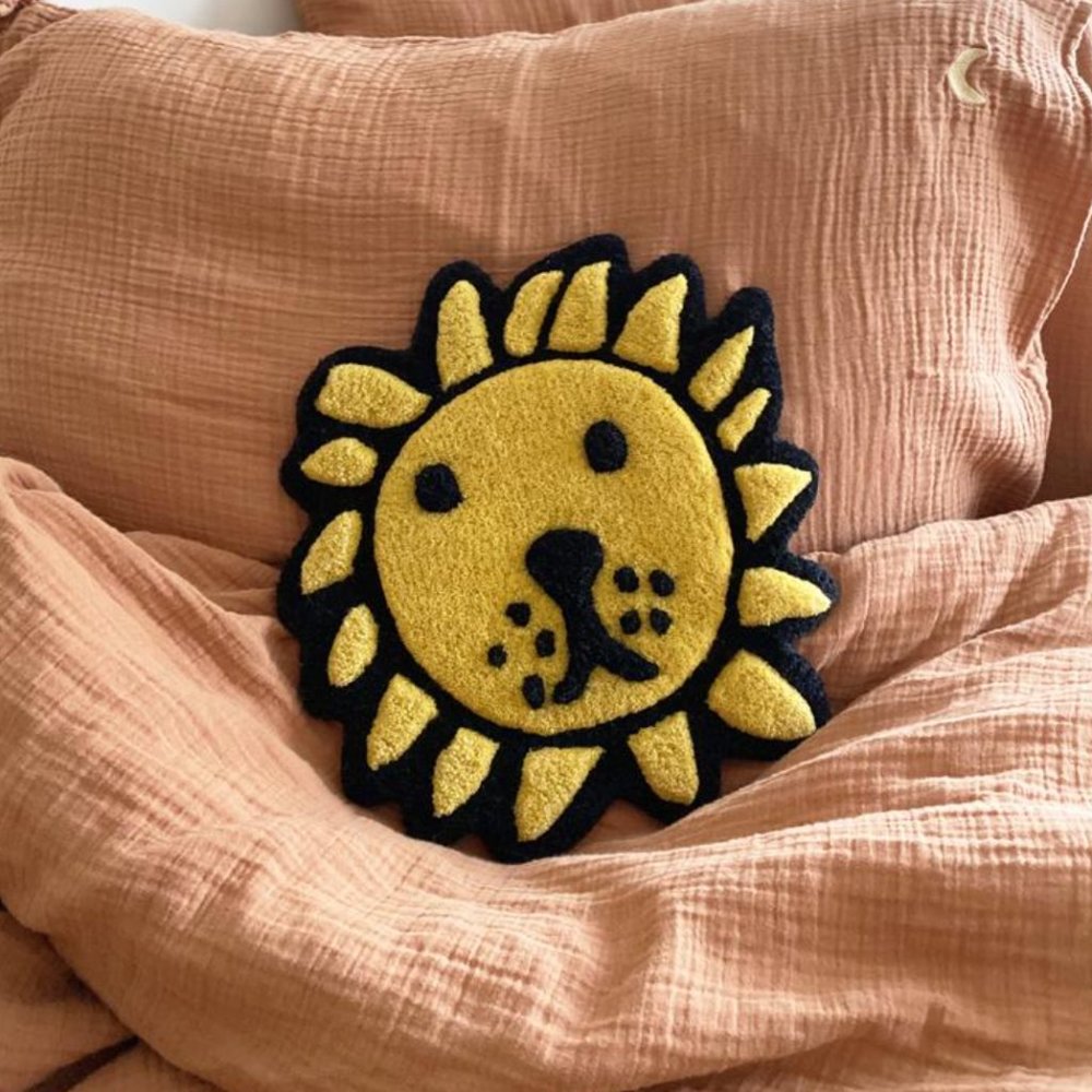 Maison Deux Mini Lion Wall Rug